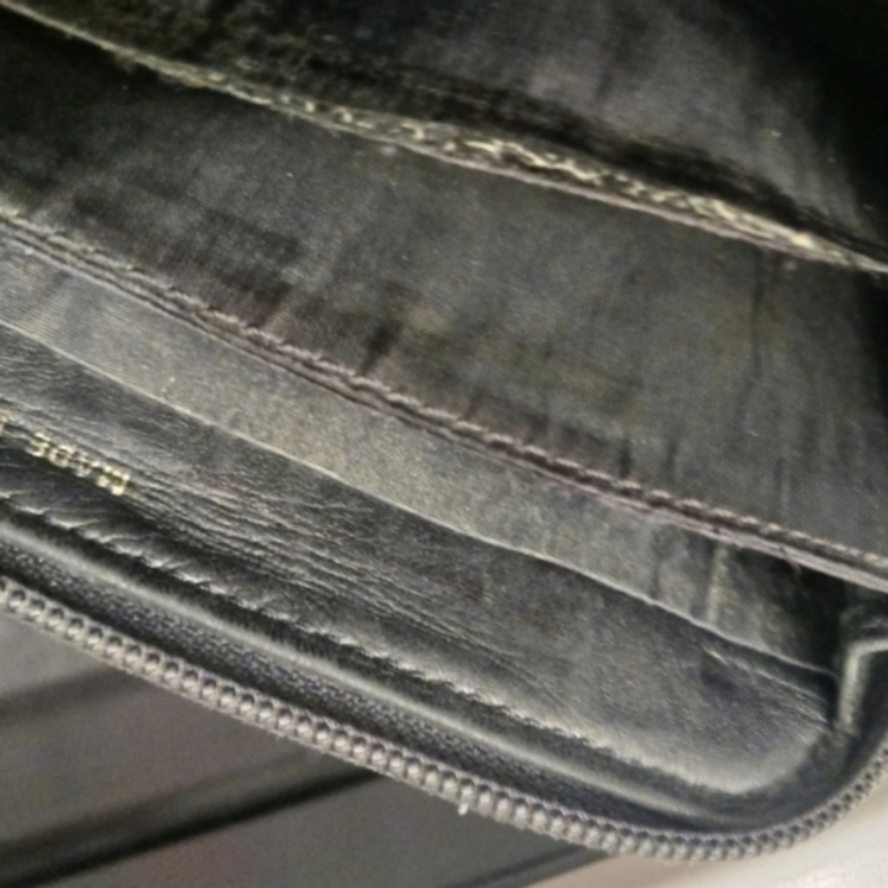 Black Chanel Wallet On Chain - Picture 5 of 8